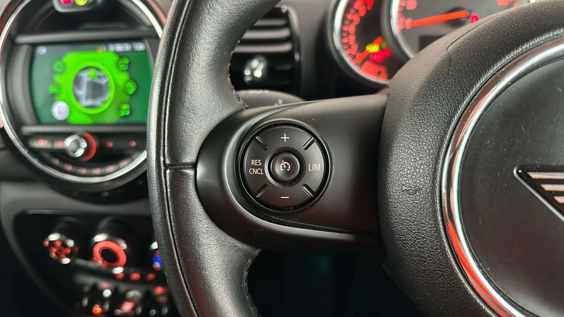 2020 MINI CLUBMAN 2020 MINI CLUBMAN