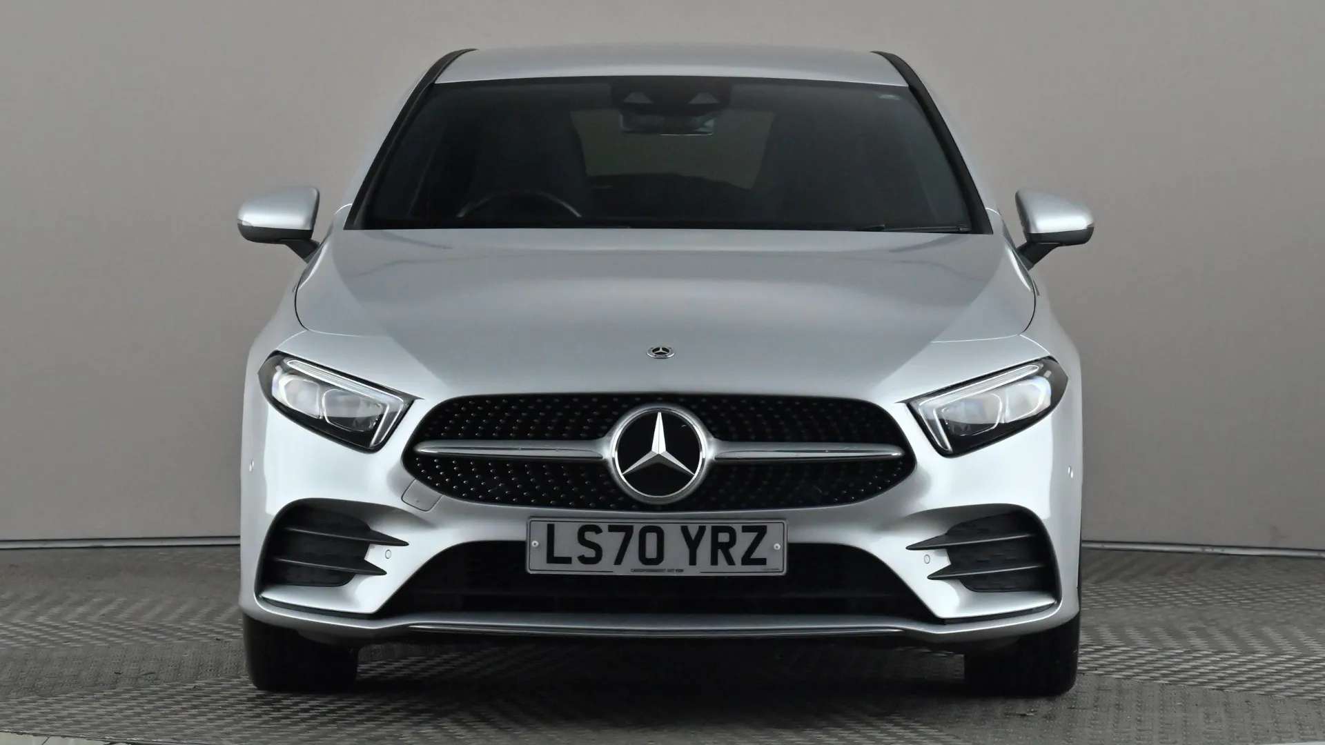 A 2020 MERCEDES-BENZ A CLASS A250e AMG Line Premium Auto A 2020 MERCEDES-BENZ A CLASS A250e AMG Line Premium Auto