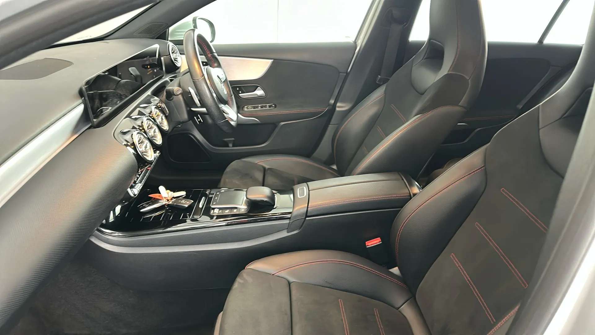 2020 MERCEDES-BENZ A CLASS 2020 MERCEDES-BENZ A CLASS