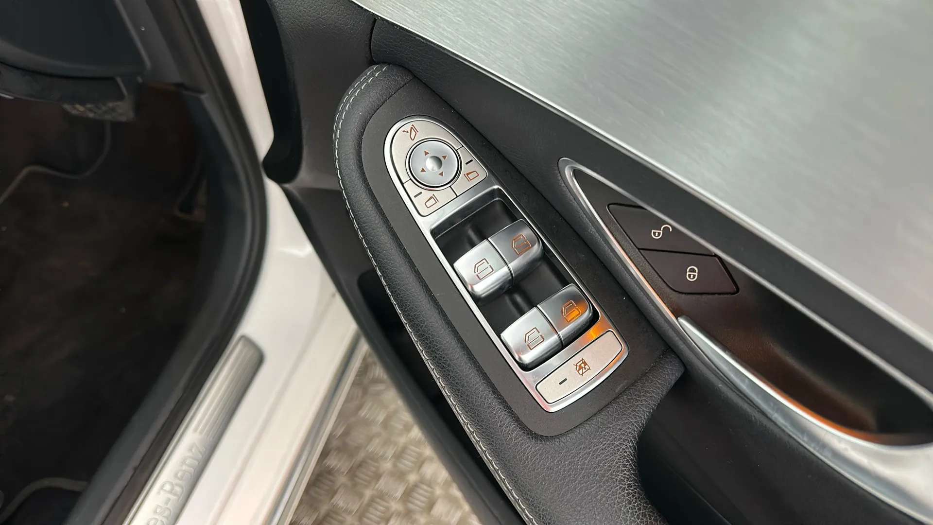 2019 MERCEDES-BENZ C CLASS 2019 MERCEDES-BENZ C CLASS