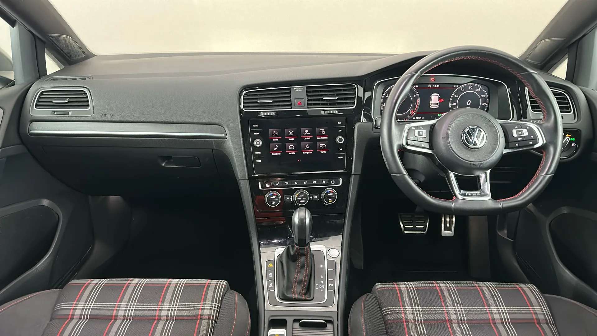 2020 VOLKSWAGEN GOLF 2020 VOLKSWAGEN GOLF