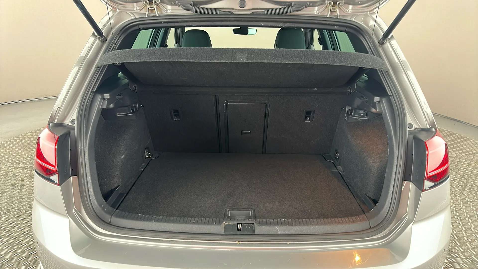 2020 VOLKSWAGEN GOLF 2020 VOLKSWAGEN GOLF