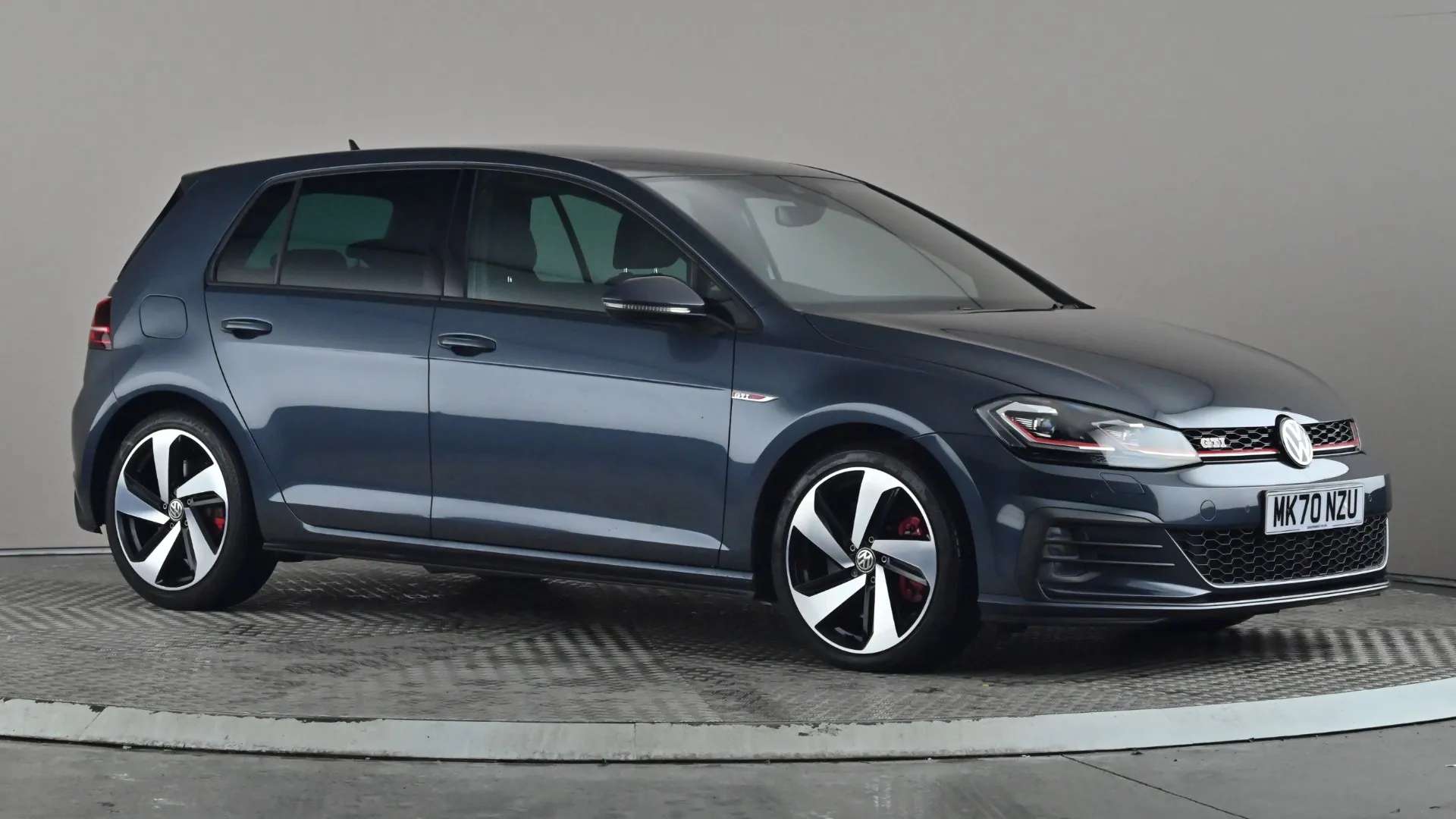 A 2020 VOLKSWAGEN GOLF 2.0 TSI 245 GTI Performance DSG A 2020 VOLKSWAGEN GOLF 2.0 TSI 245 GTI Performance DSG