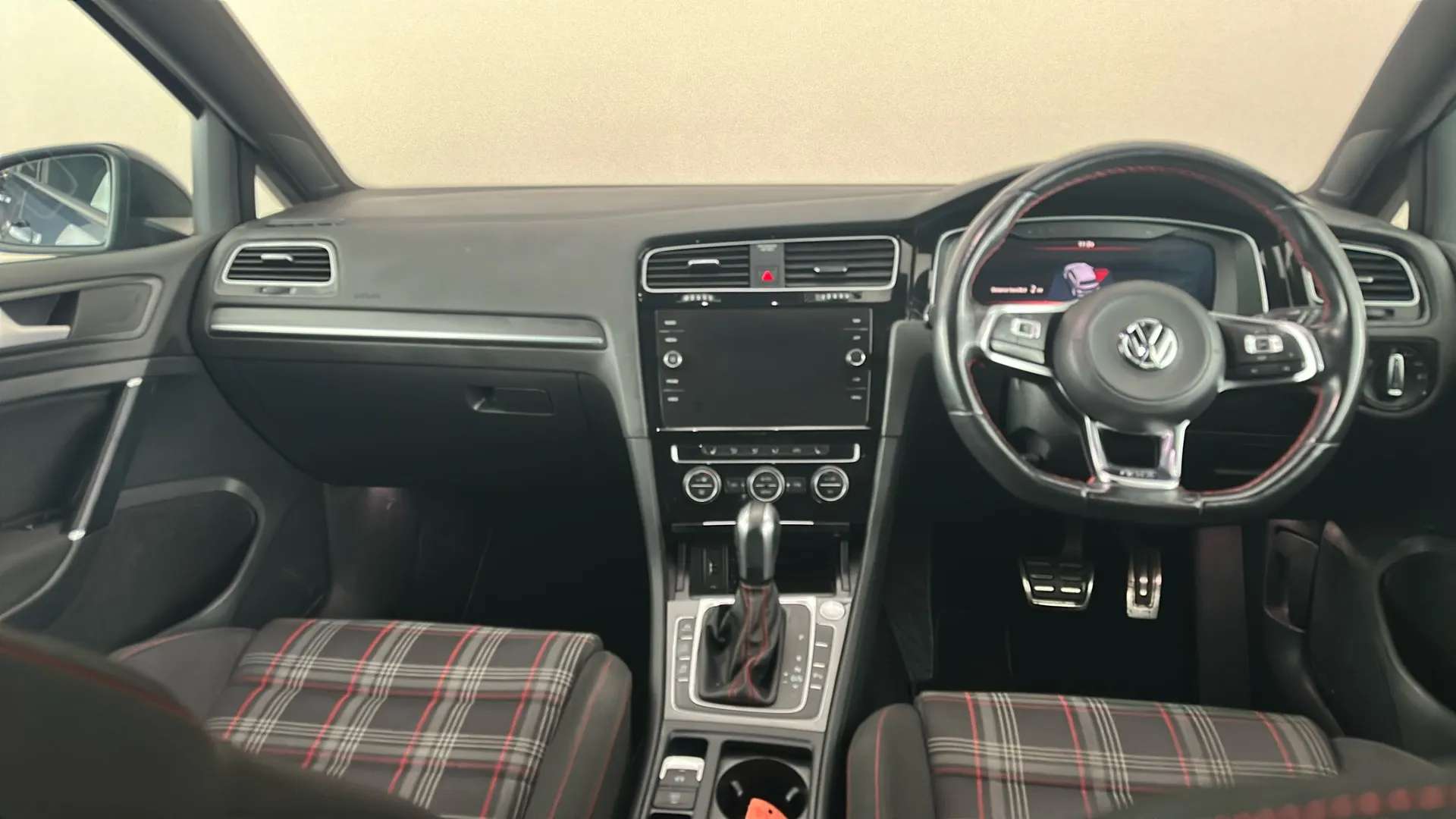 2020 VOLKSWAGEN GOLF 2020 VOLKSWAGEN GOLF