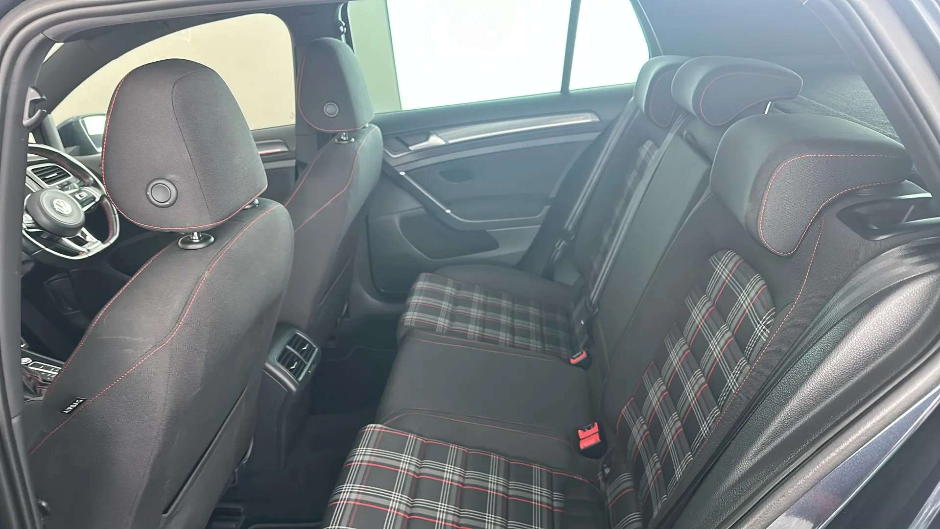 2020 VOLKSWAGEN GOLF 2020 VOLKSWAGEN GOLF