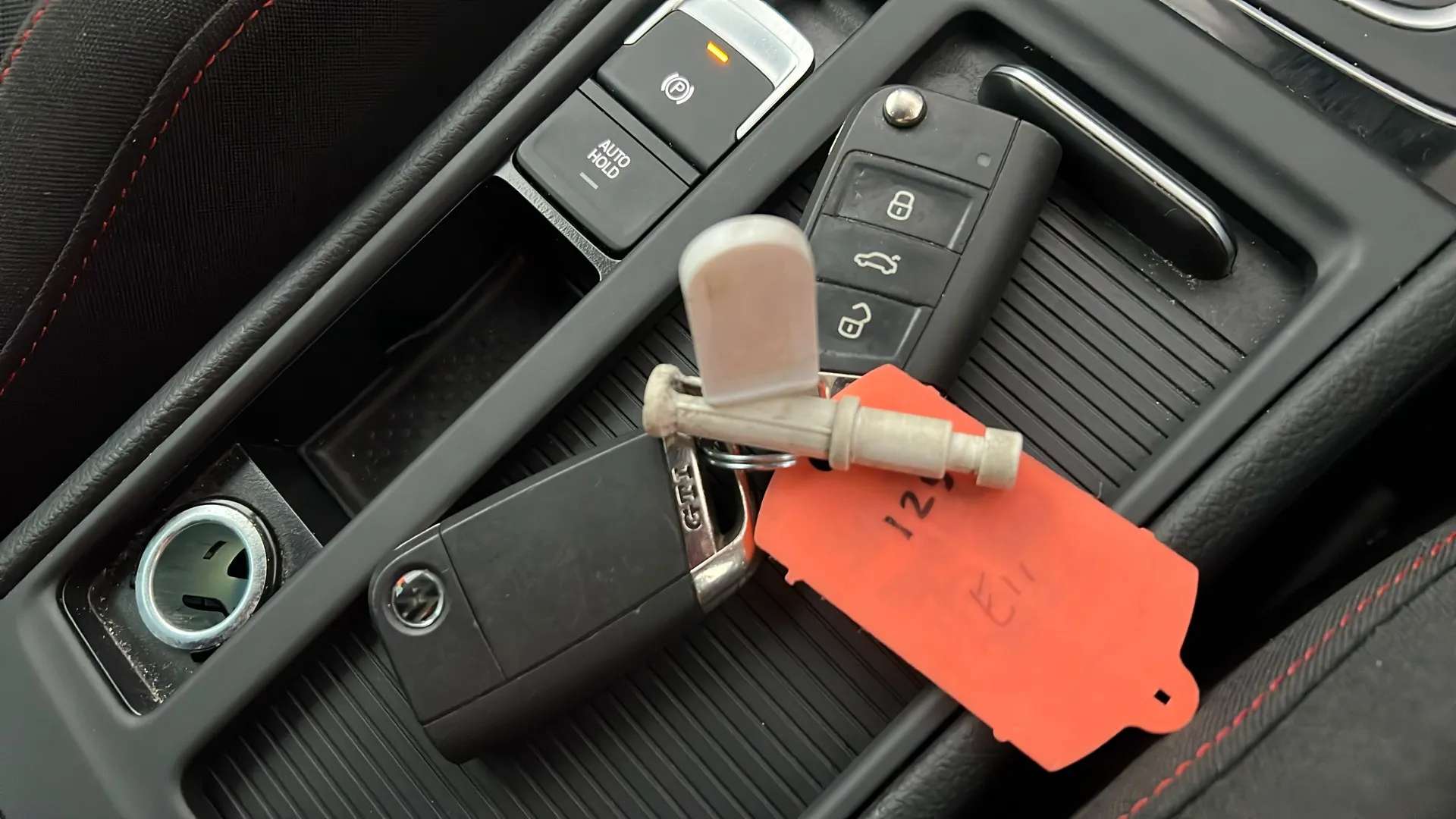 2020 VOLKSWAGEN GOLF 2020 VOLKSWAGEN GOLF