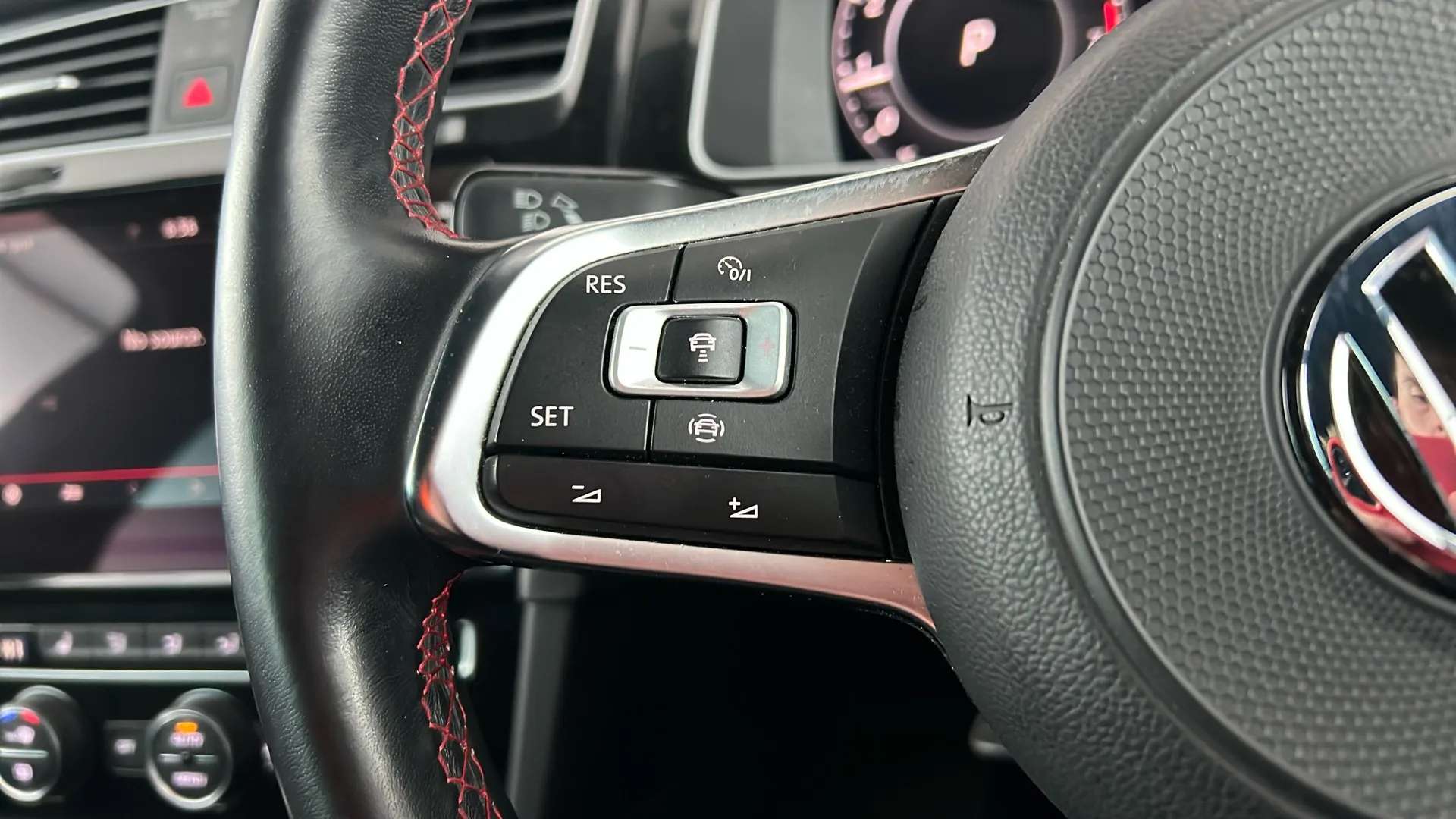 2020 VOLKSWAGEN GOLF 2020 VOLKSWAGEN GOLF