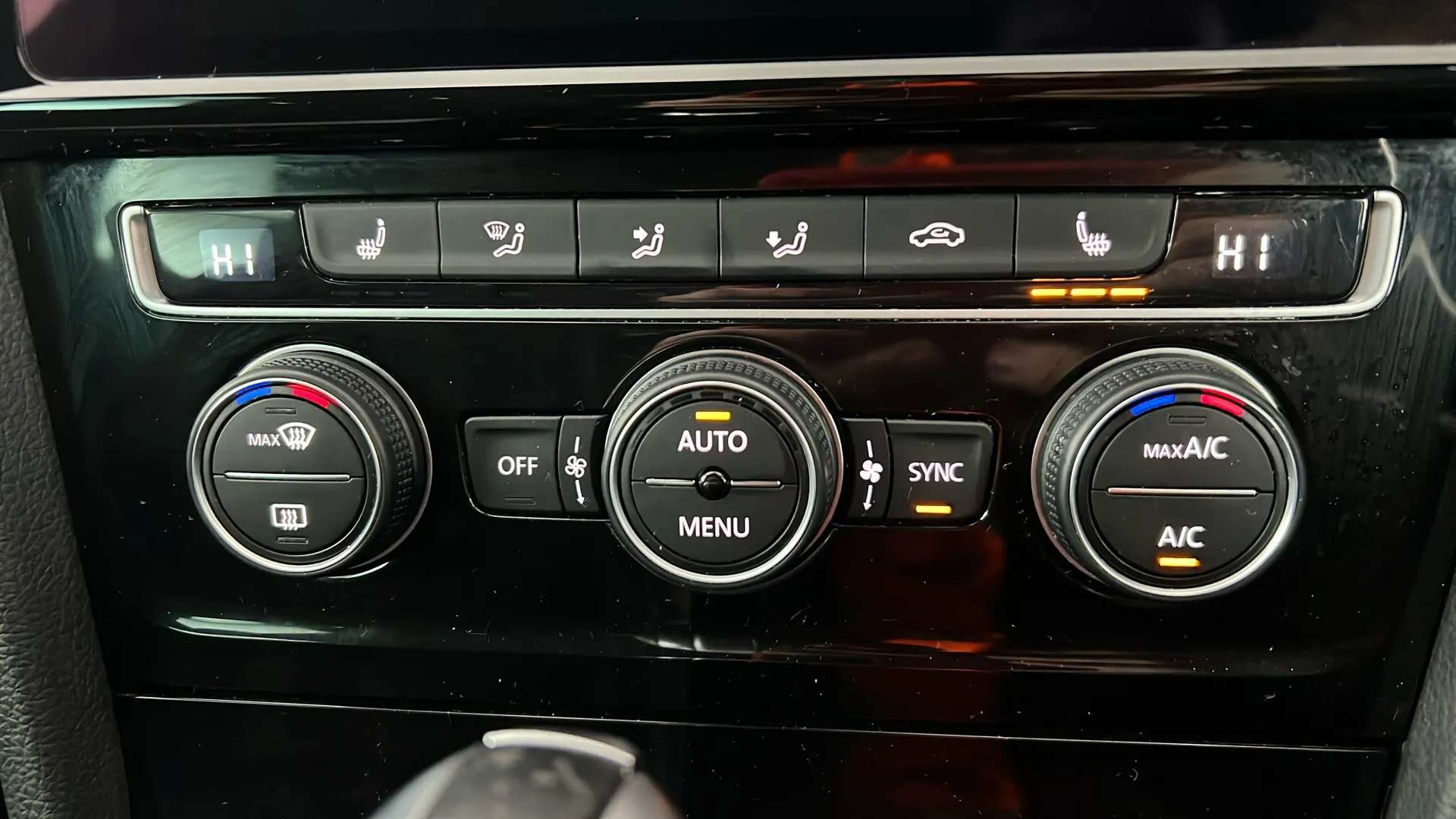 2020 VOLKSWAGEN GOLF 2020 VOLKSWAGEN GOLF