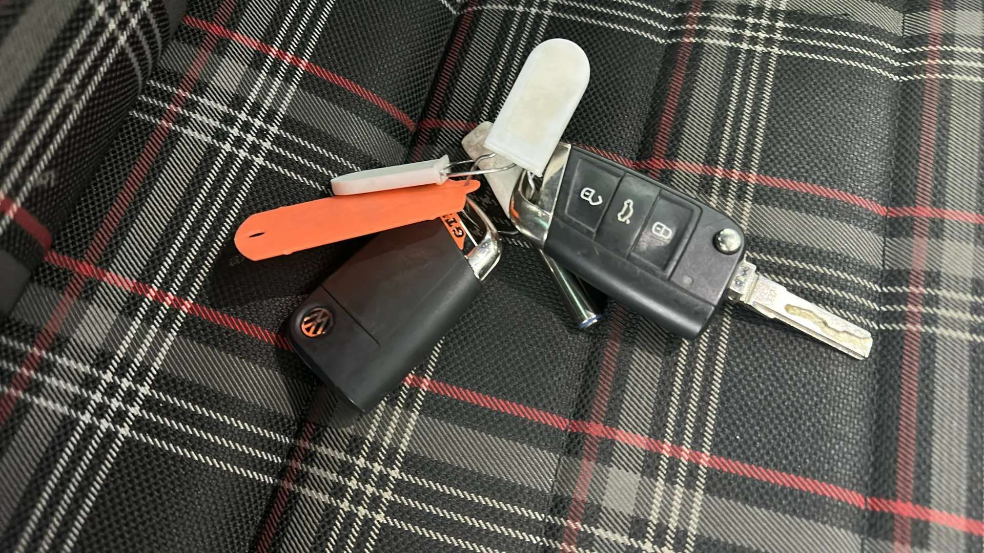 2020 VOLKSWAGEN GOLF 2020 VOLKSWAGEN GOLF