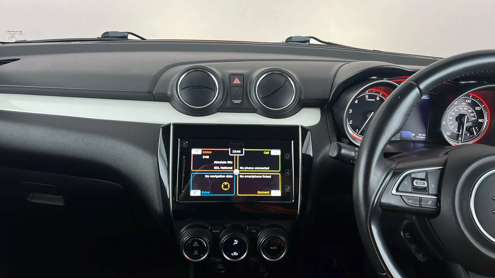 2019 SUZUKI SWIFT 2019 SUZUKI SWIFT