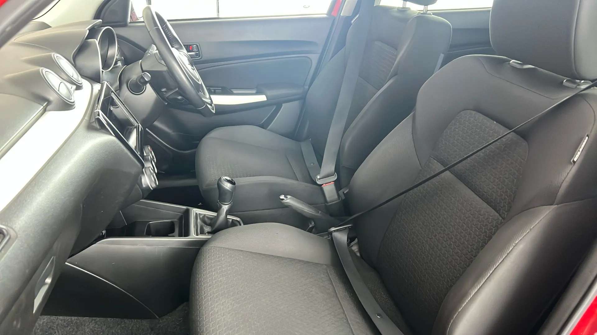 2019 SUZUKI SWIFT 2019 SUZUKI SWIFT