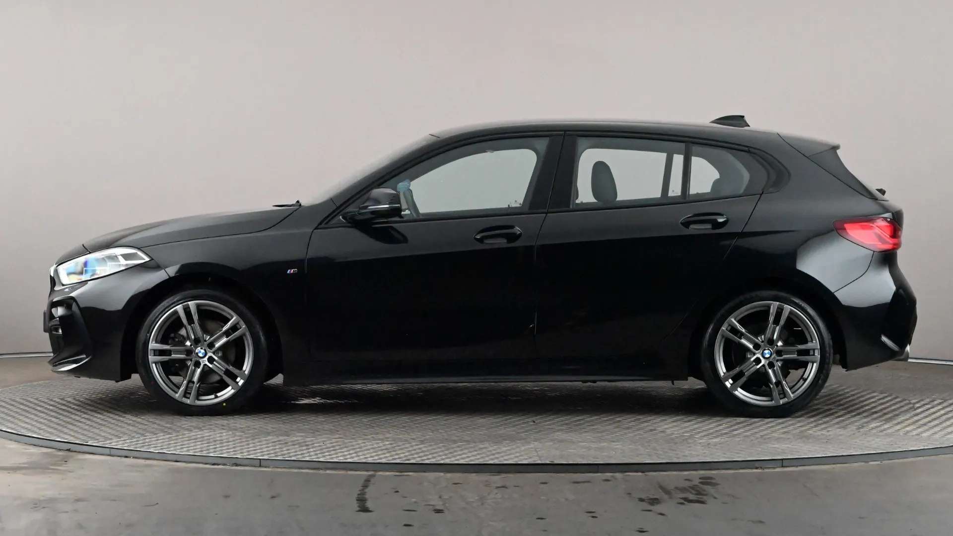 A 2019 BMW 1 SERIES 118i M Sport A 2019 BMW 1 SERIES 118i M Sport