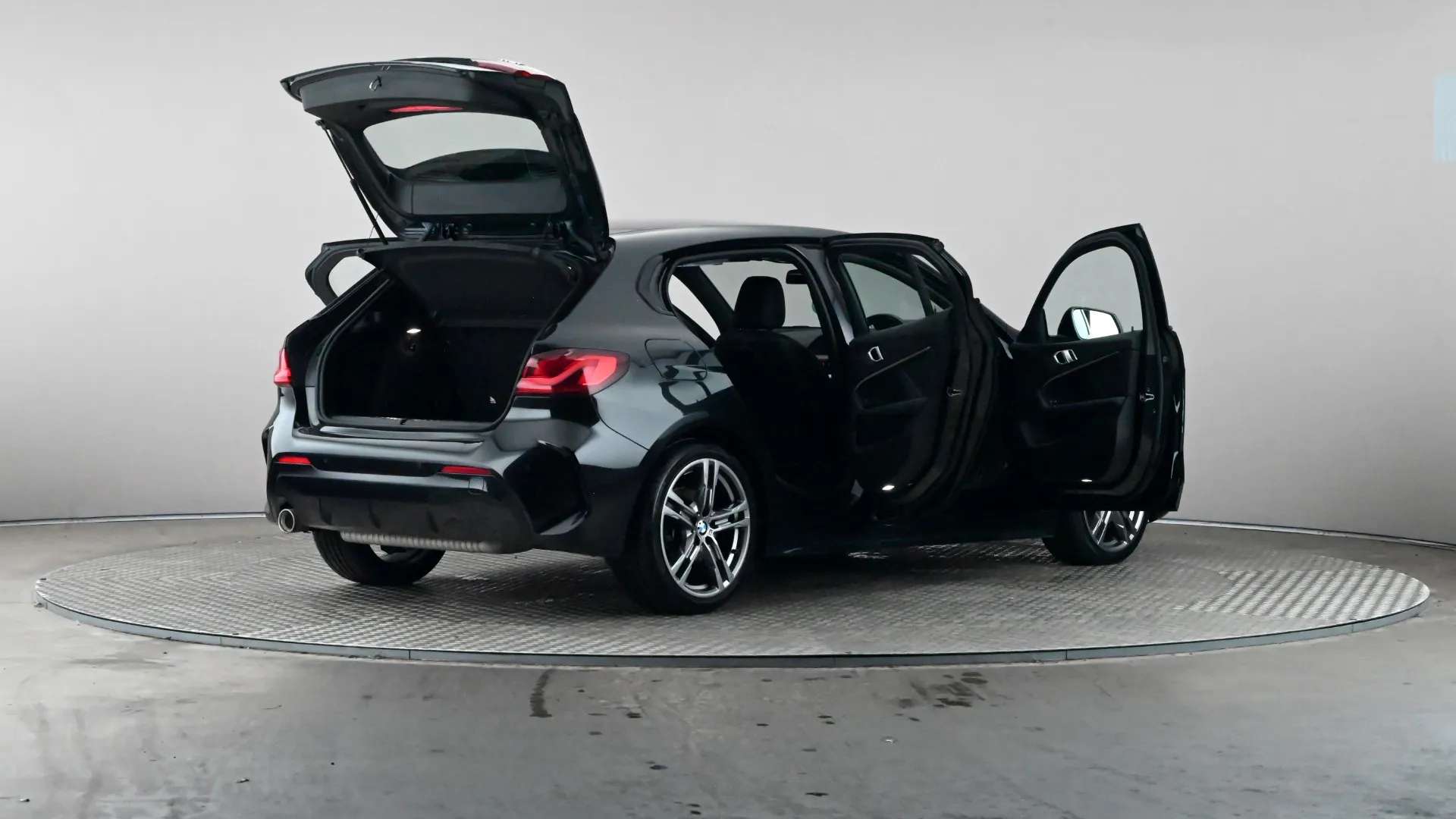 2019 BMW 1 SERIES 2019 BMW 1 SERIES