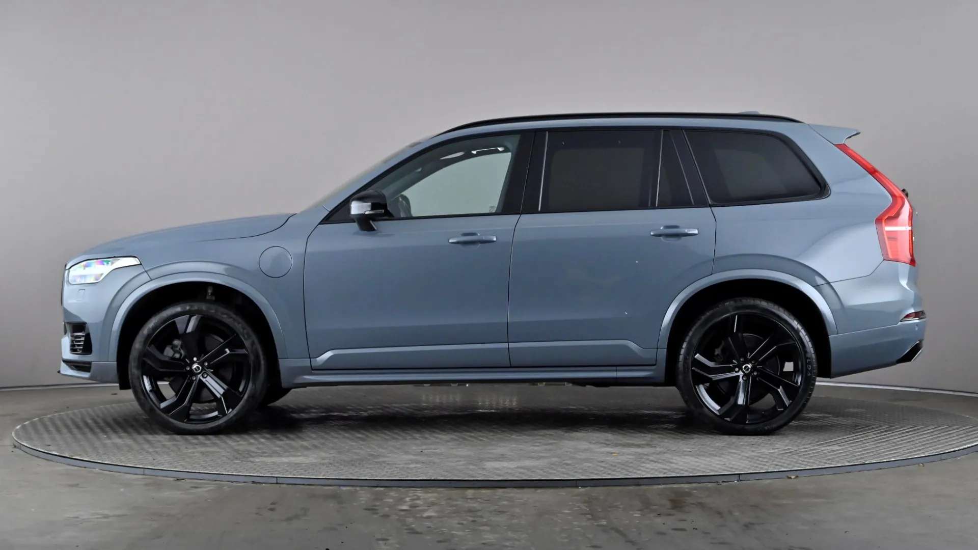 2022 VOLVO XC90 2022 VOLVO XC90