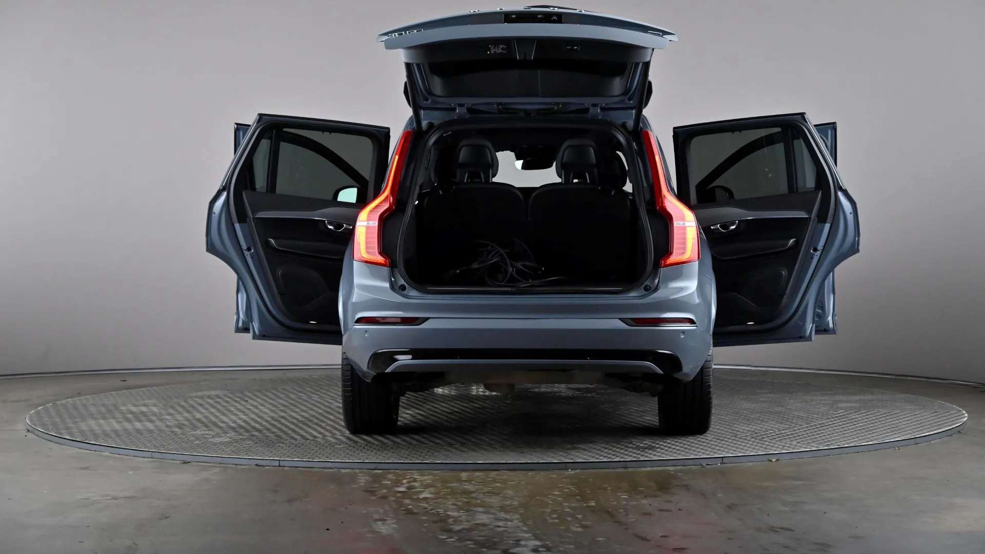 2022 VOLVO XC90 2022 VOLVO XC90
