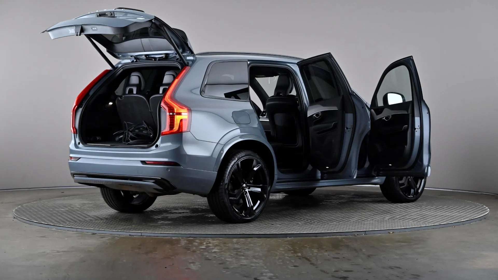 2022 VOLVO XC90 2022 VOLVO XC90