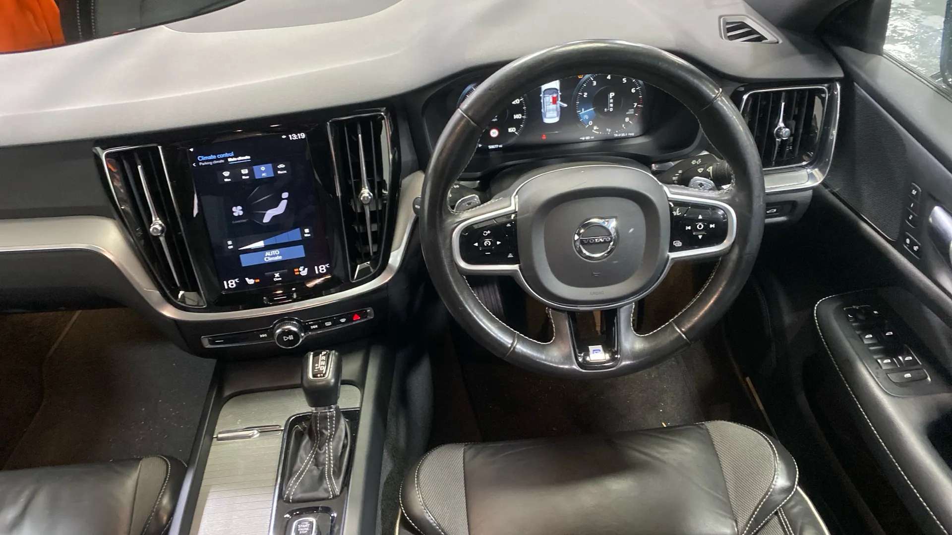 2019 VOLVO S60 2019 VOLVO S60