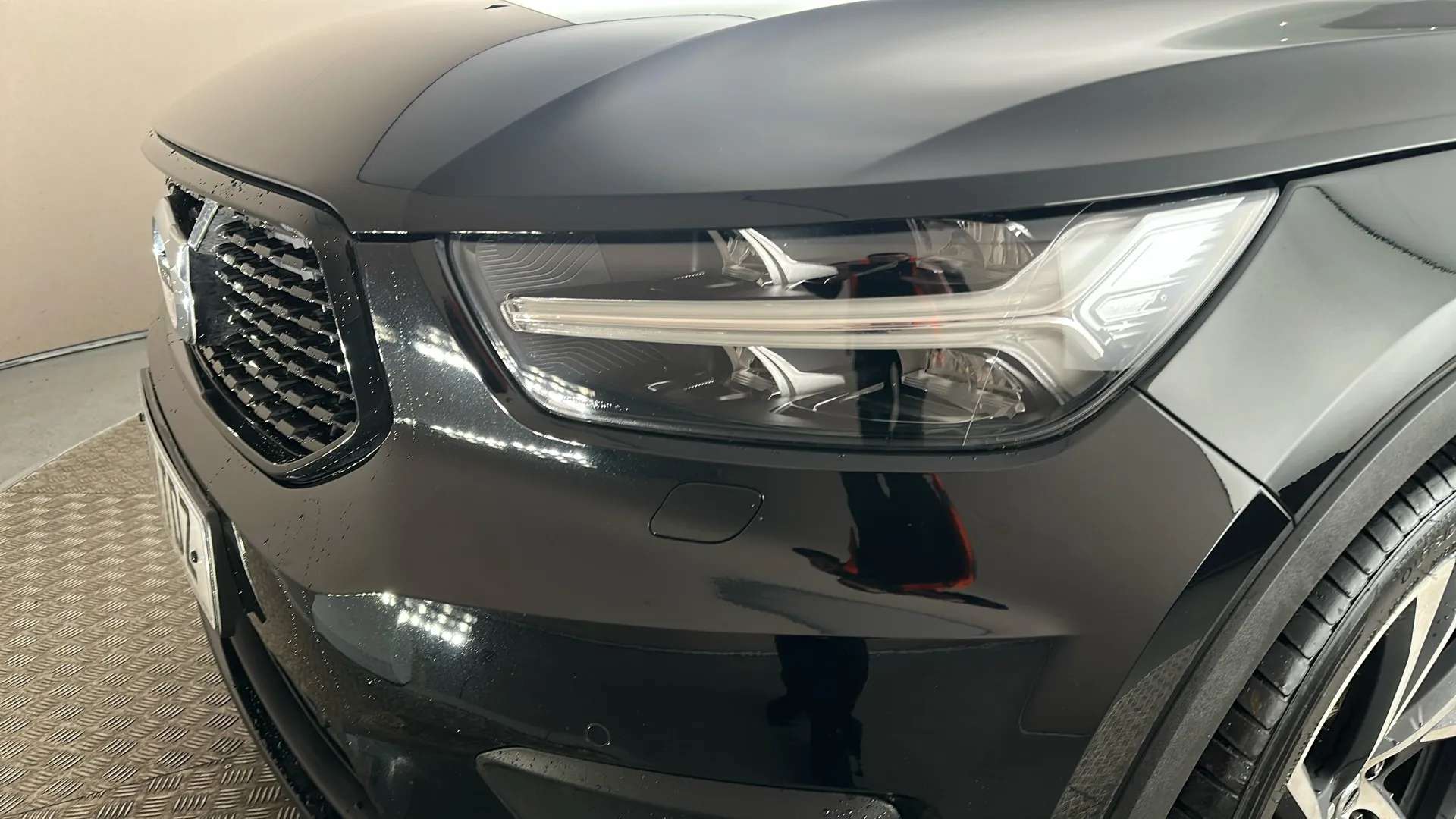 2021 VOLVO XC40 2021 VOLVO XC40