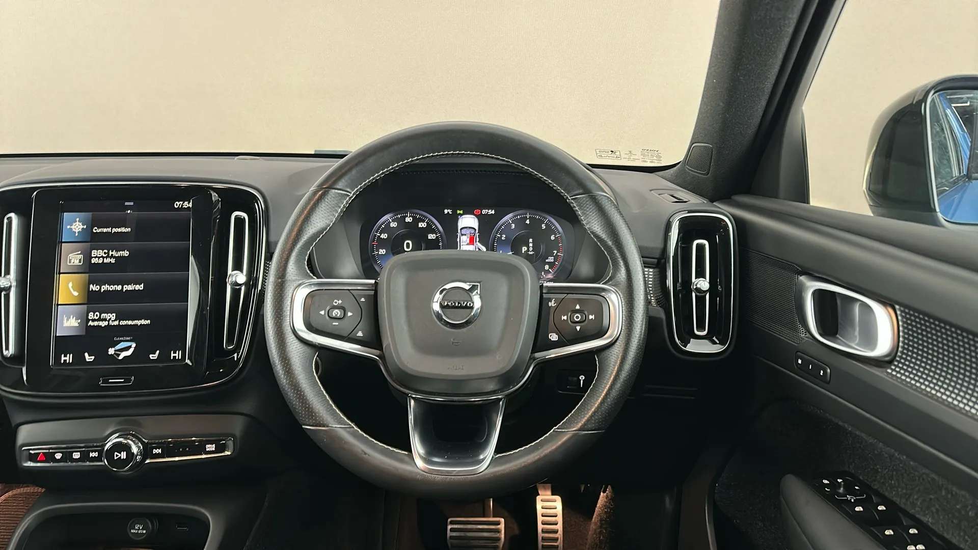 2021 VOLVO XC40 2021 VOLVO XC40