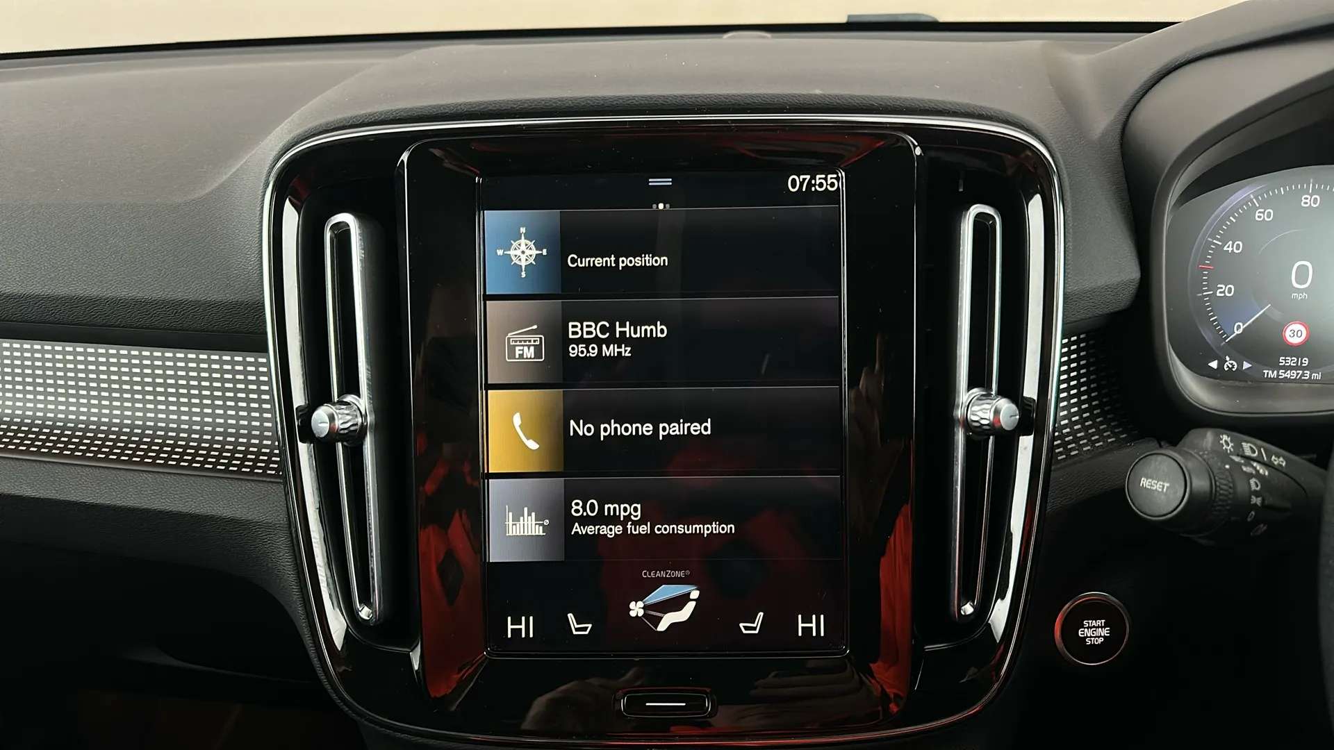 2021 VOLVO XC40 2021 VOLVO XC40