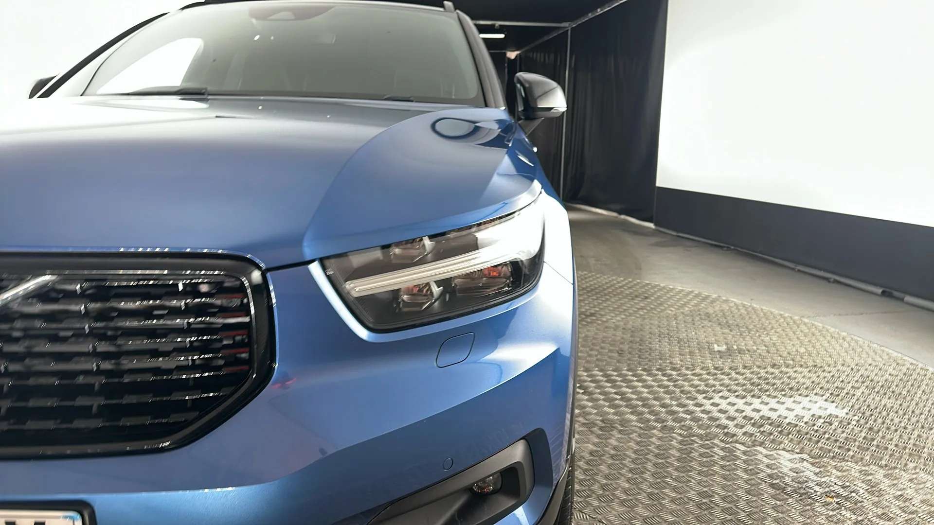 2021 VOLVO XC40 2021 VOLVO XC40