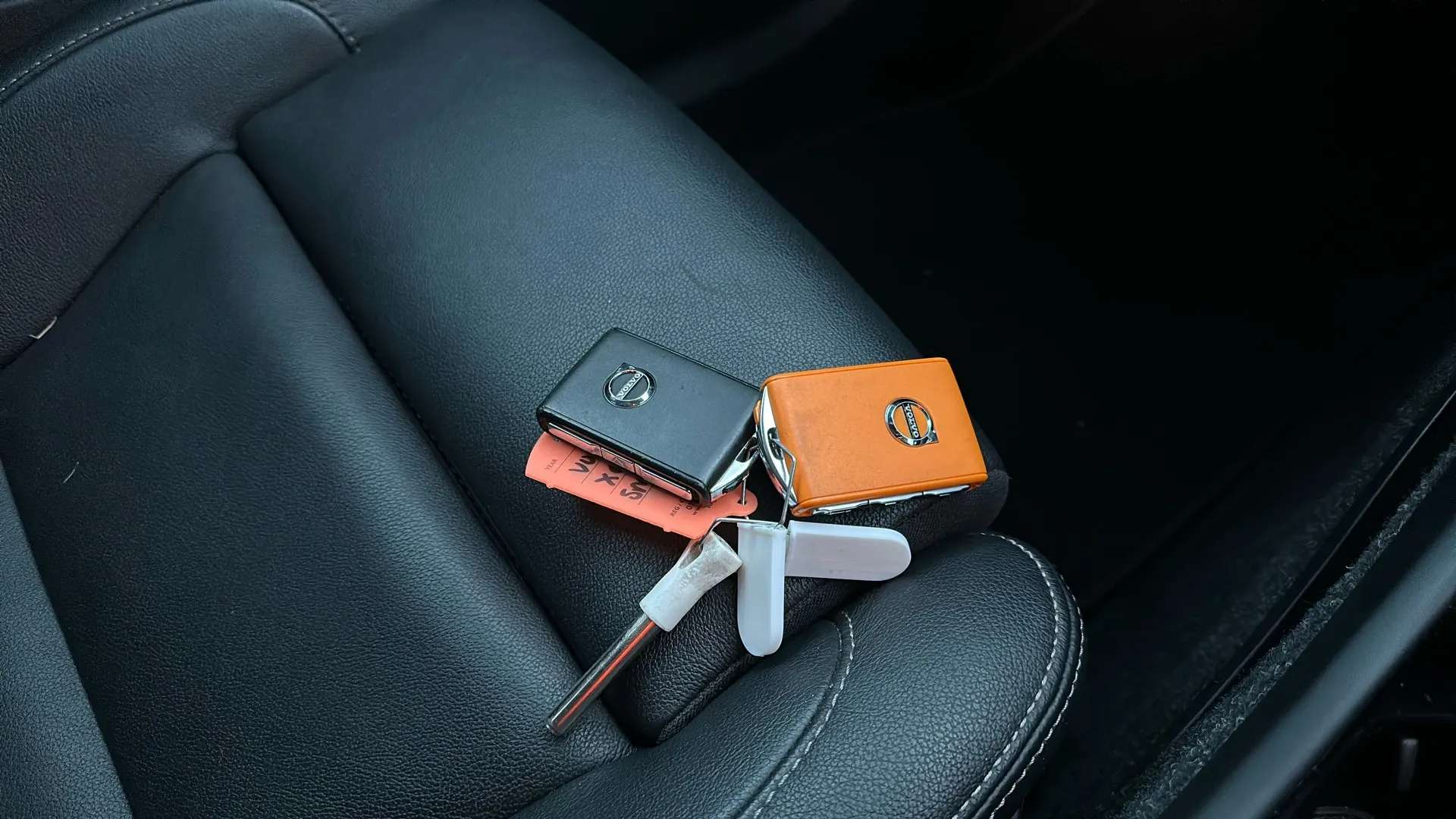 2021 VOLVO XC40 2021 VOLVO XC40