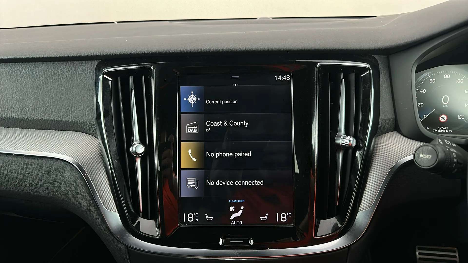 2019 VOLVO V60 2019 VOLVO V60