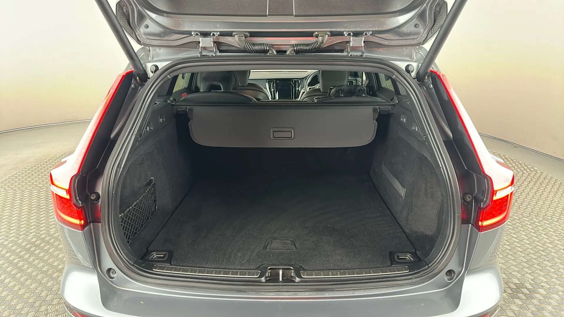 2019 VOLVO V60 2019 VOLVO V60