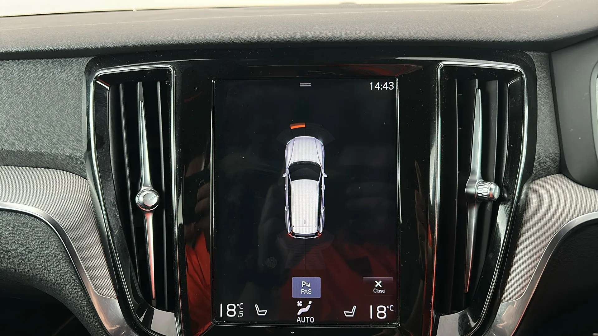 2019 VOLVO V60 2019 VOLVO V60