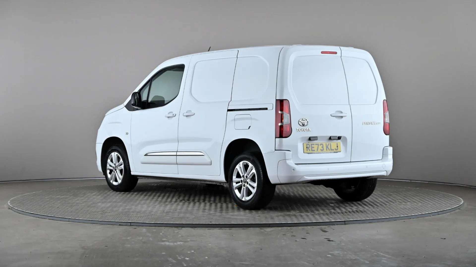 A 2023 TOYOTA PROACE CITY 1.5D 130 Design Van Auto A 2023 TOYOTA PROACE CITY 1.5D 130 Design Van Auto