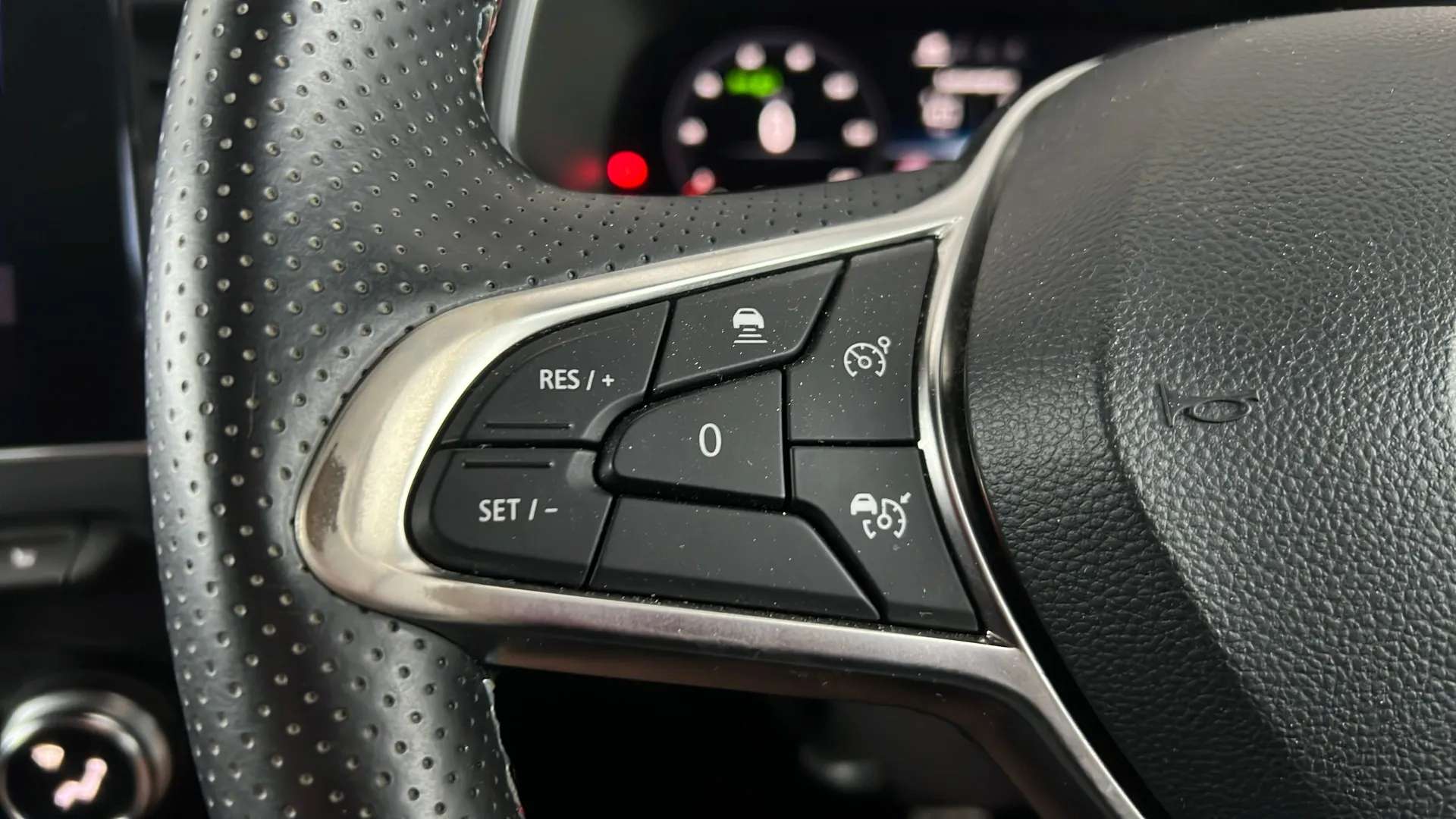 2024 RENAULT CLIO 2024 RENAULT CLIO