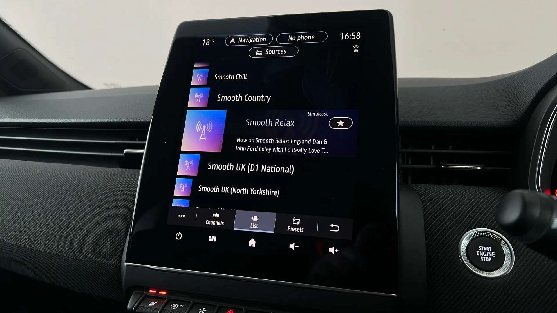 2024 RENAULT CLIO 2024 RENAULT CLIO