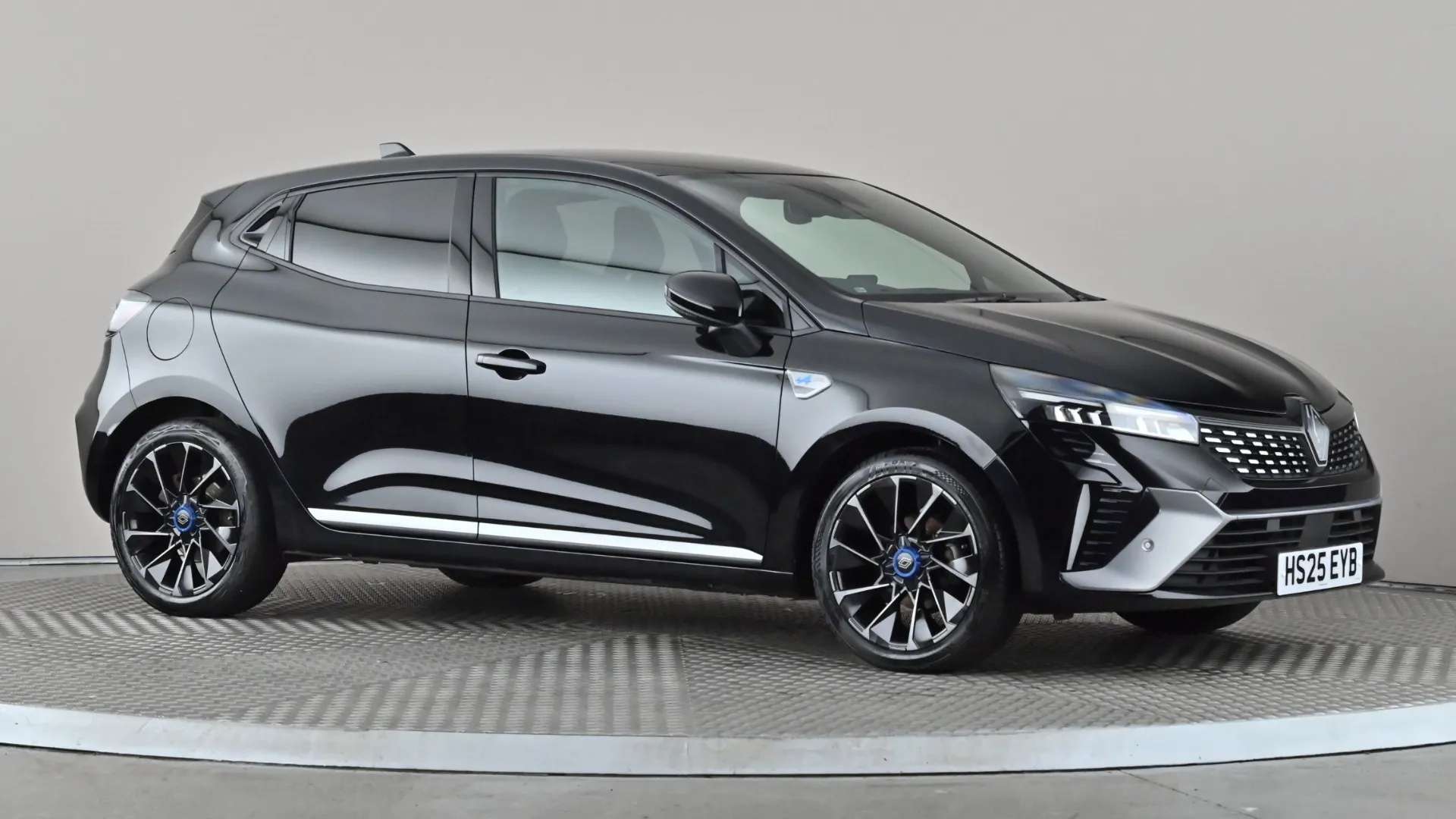 A 2025 RENAULT CLIO 1.0 TCe 90 Esprit Alpine A 2025 RENAULT CLIO 1.0 TCe 90 Esprit Alpine