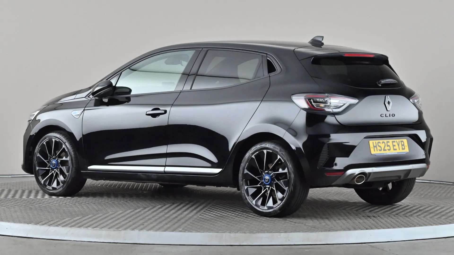 A 2025 RENAULT CLIO 1.0 TCe 90 Esprit Alpine A 2025 RENAULT CLIO 1.0 TCe 90 Esprit Alpine
