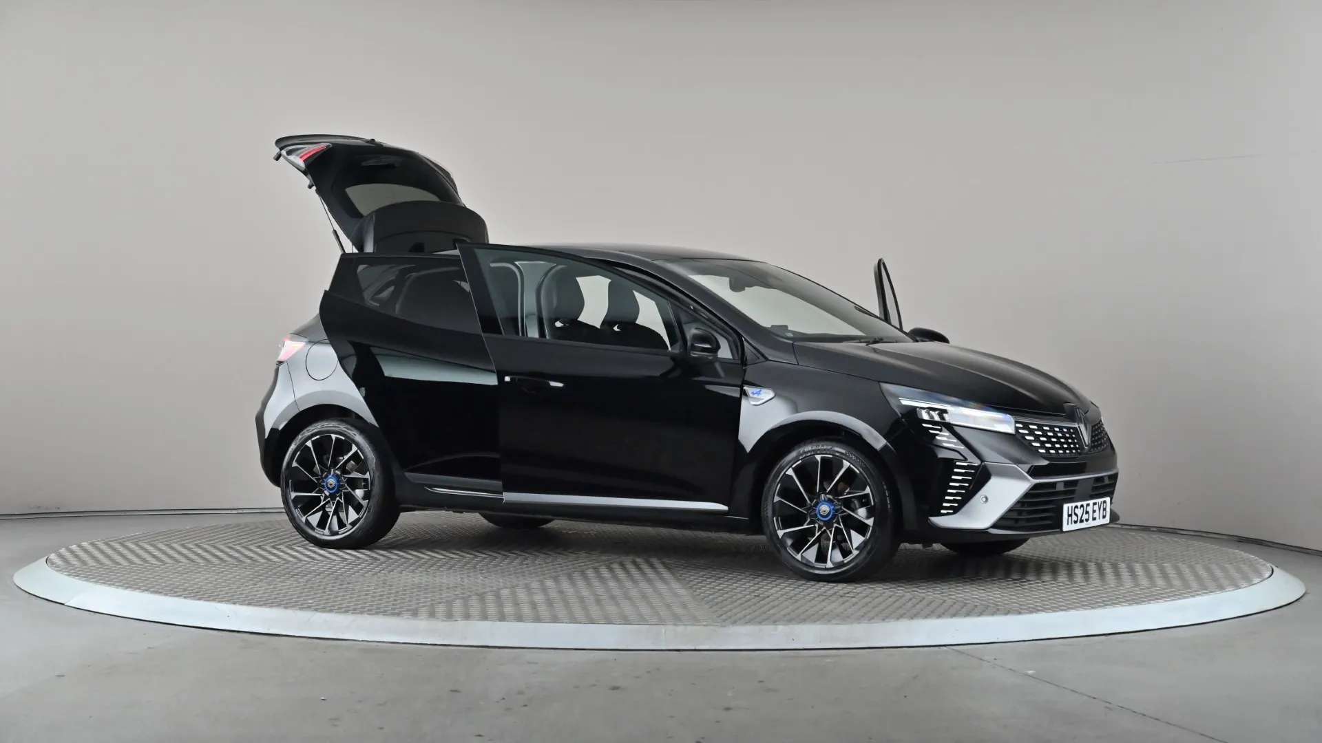 2025 RENAULT CLIO 2025 RENAULT CLIO