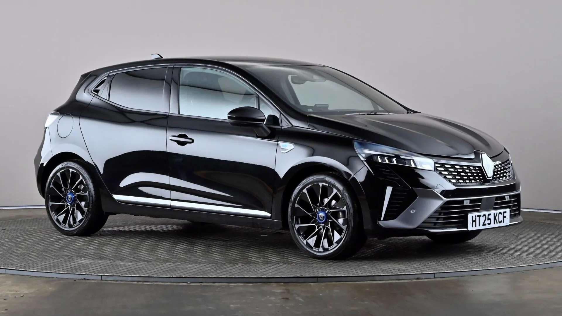 A 2025 RENAULT CLIO 1.0 TCe 90 Esprit Alpine A 2025 RENAULT CLIO 1.0 TCe 90 Esprit Alpine