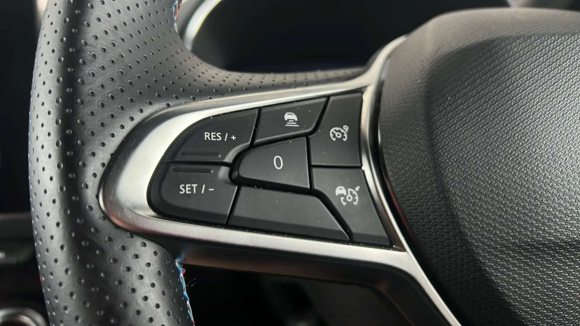 2025 RENAULT CLIO 2025 RENAULT CLIO