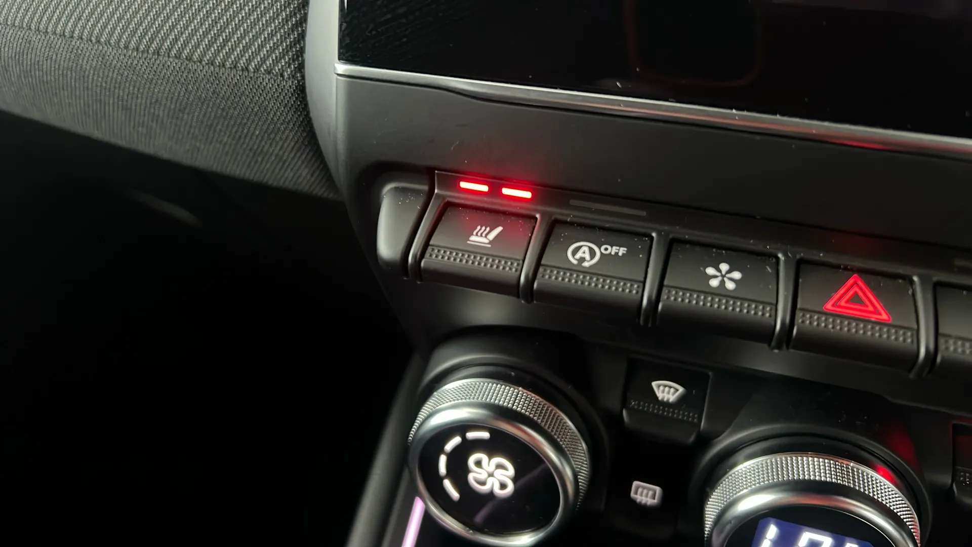 2025 RENAULT CLIO 2025 RENAULT CLIO