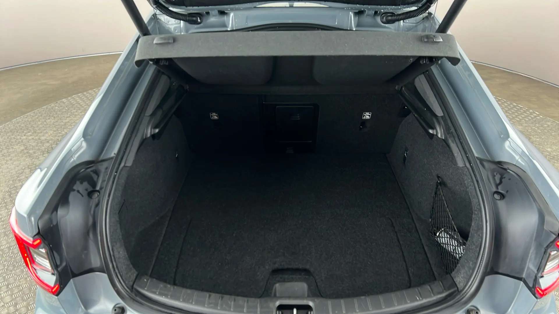 2020 POLESTAR 2 2020 POLESTAR 2