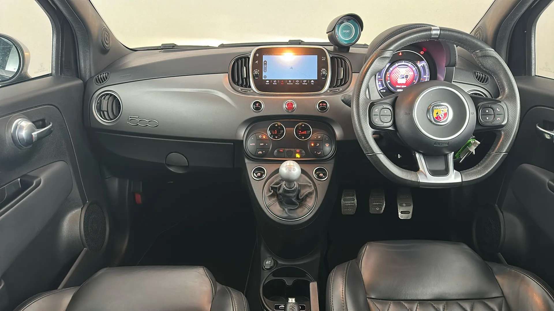 2021 ABARTH 595 2021 ABARTH 595