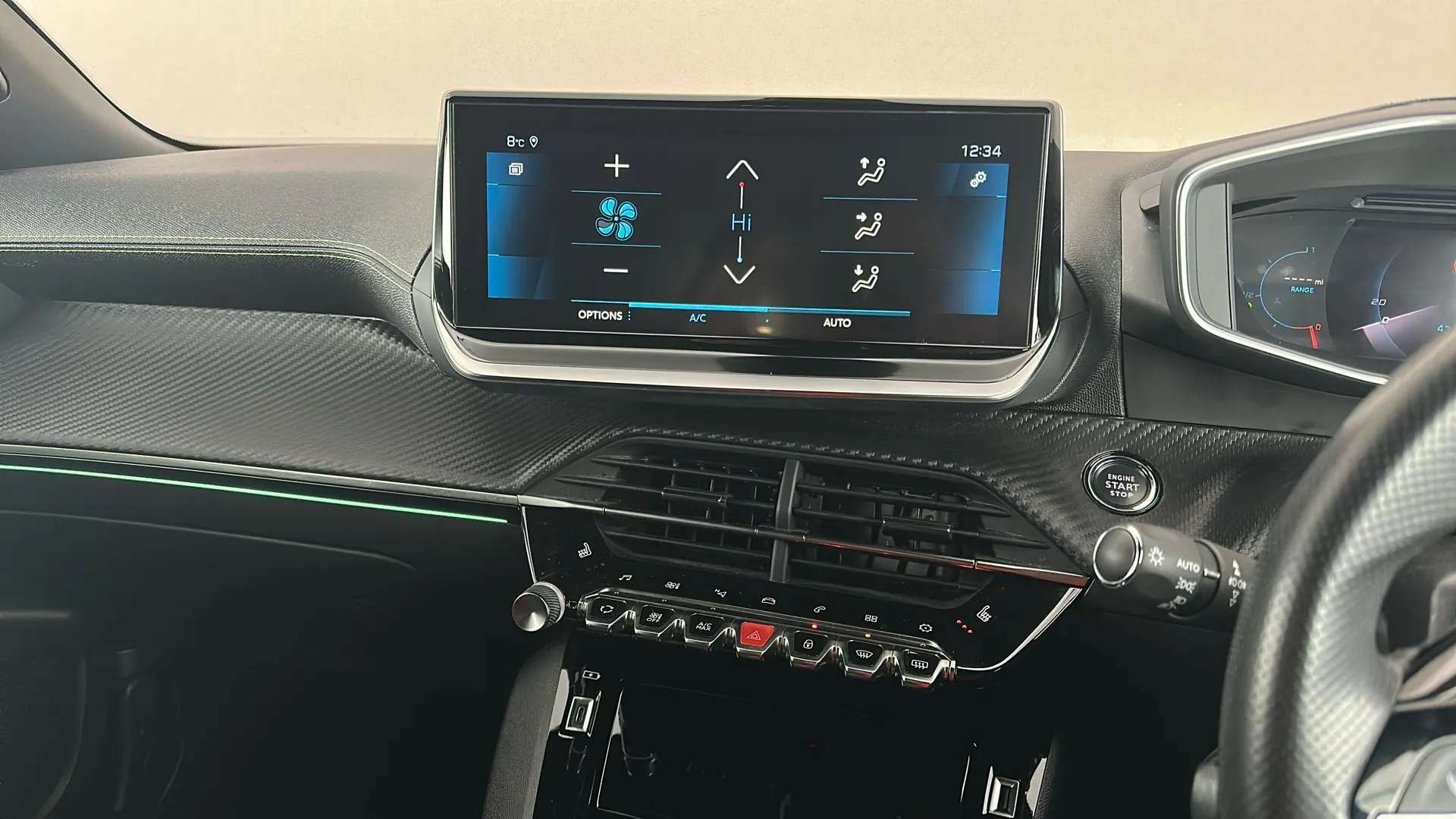 2022 PEUGEOT 2008 2022 PEUGEOT 2008