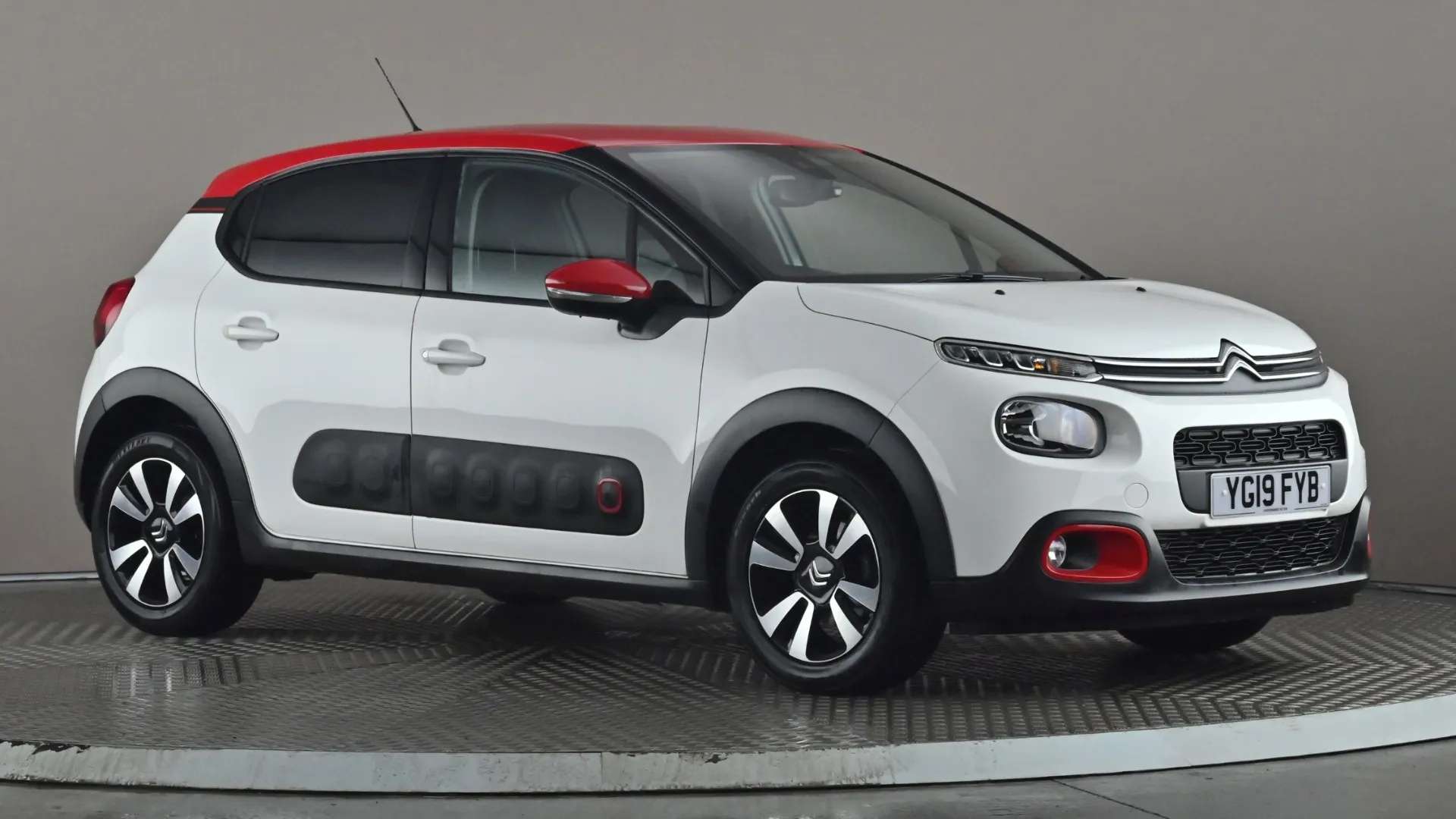 A 2019 CITROEN C3 1.2 PureTech 82 Flair A 2019 CITROEN C3 1.2 PureTech 82 Flair