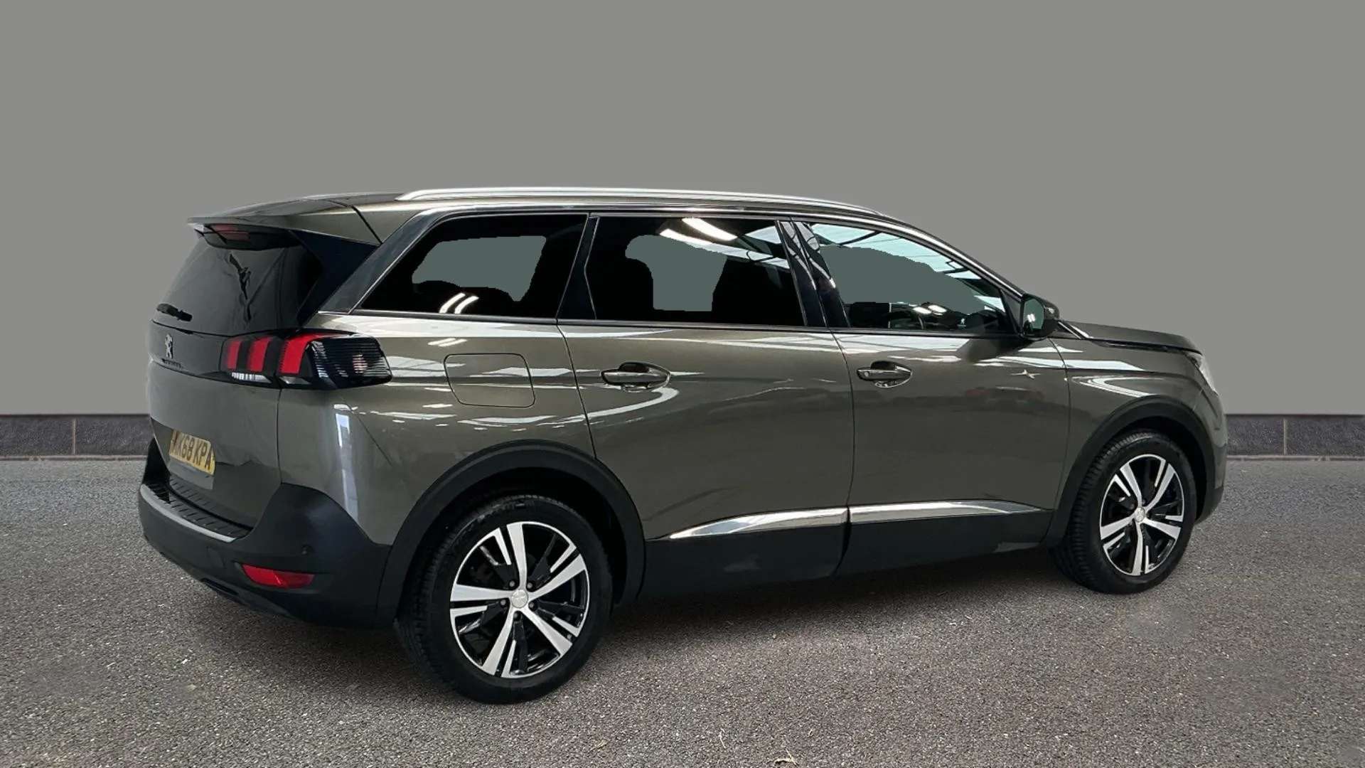 2018 PEUGEOT 5008 2018 PEUGEOT 5008