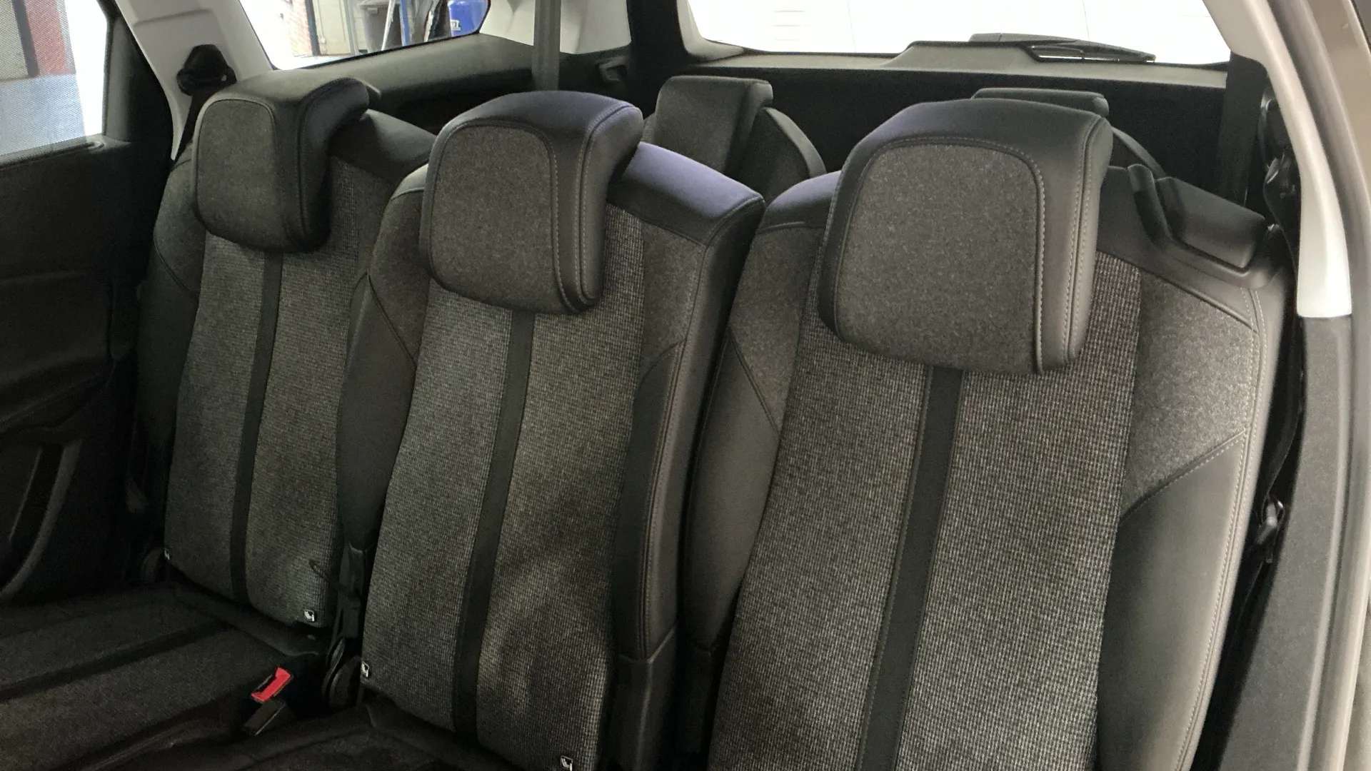 2018 PEUGEOT 5008 2018 PEUGEOT 5008