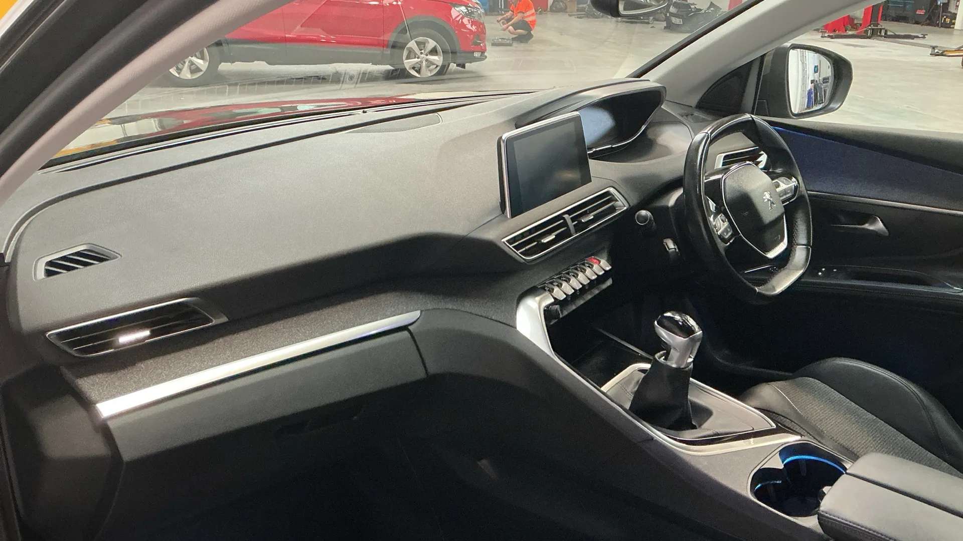 2018 PEUGEOT 5008 2018 PEUGEOT 5008