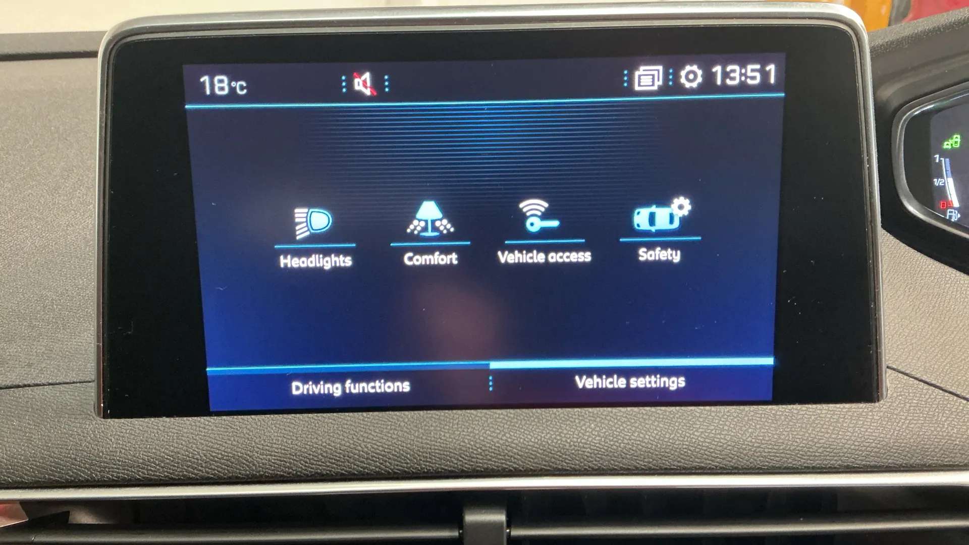 2018 PEUGEOT 5008 2018 PEUGEOT 5008