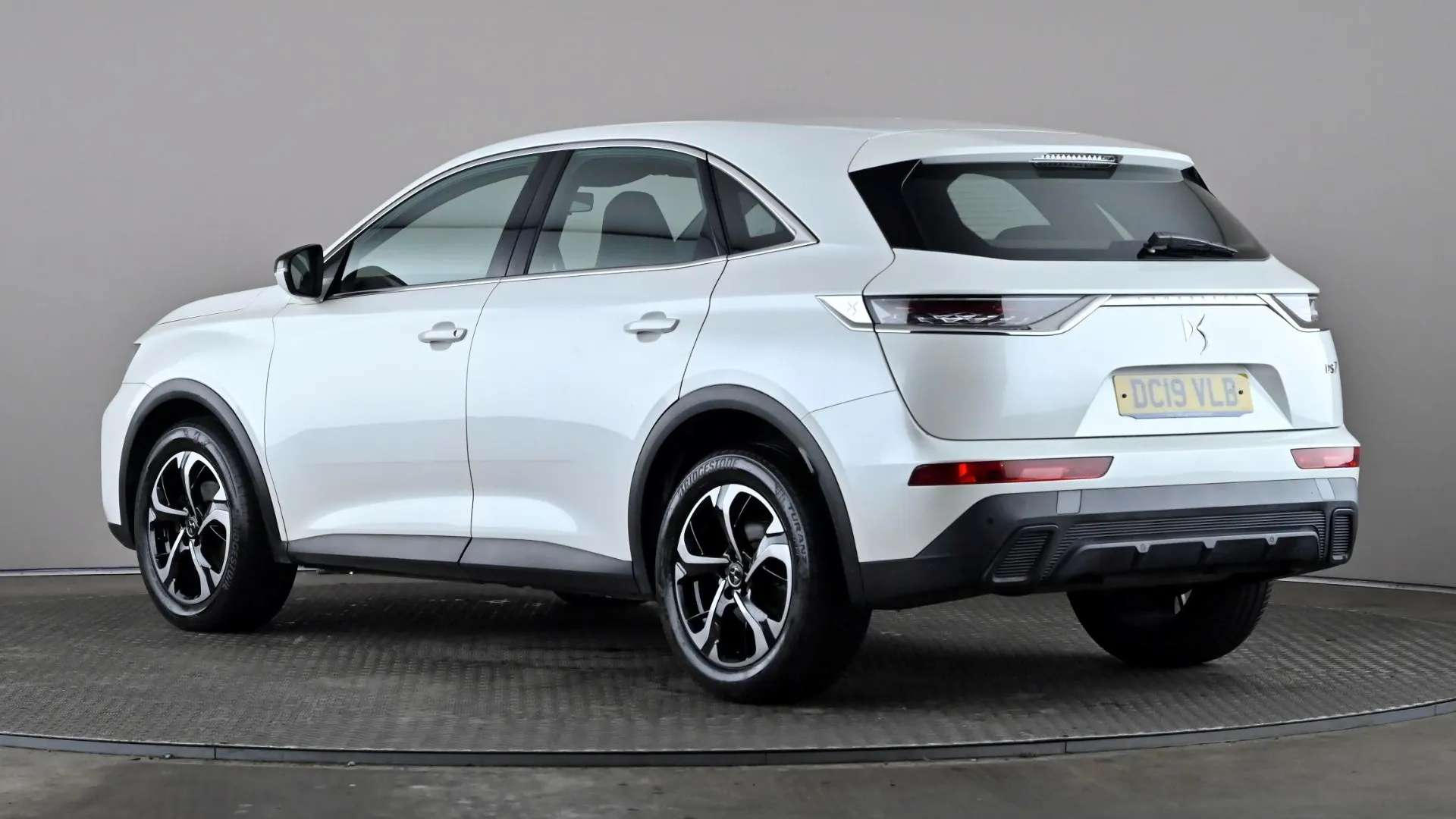 A 2019 DS DS 7 CROSSBACK 1.2 PureTech Elegance A 2019 DS DS 7 CROSSBACK 1.2 PureTech Elegance