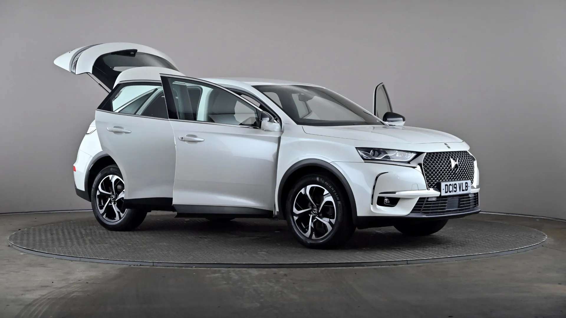 2019 DS DS 7 CROSSBACK 2019 DS DS 7 CROSSBACK