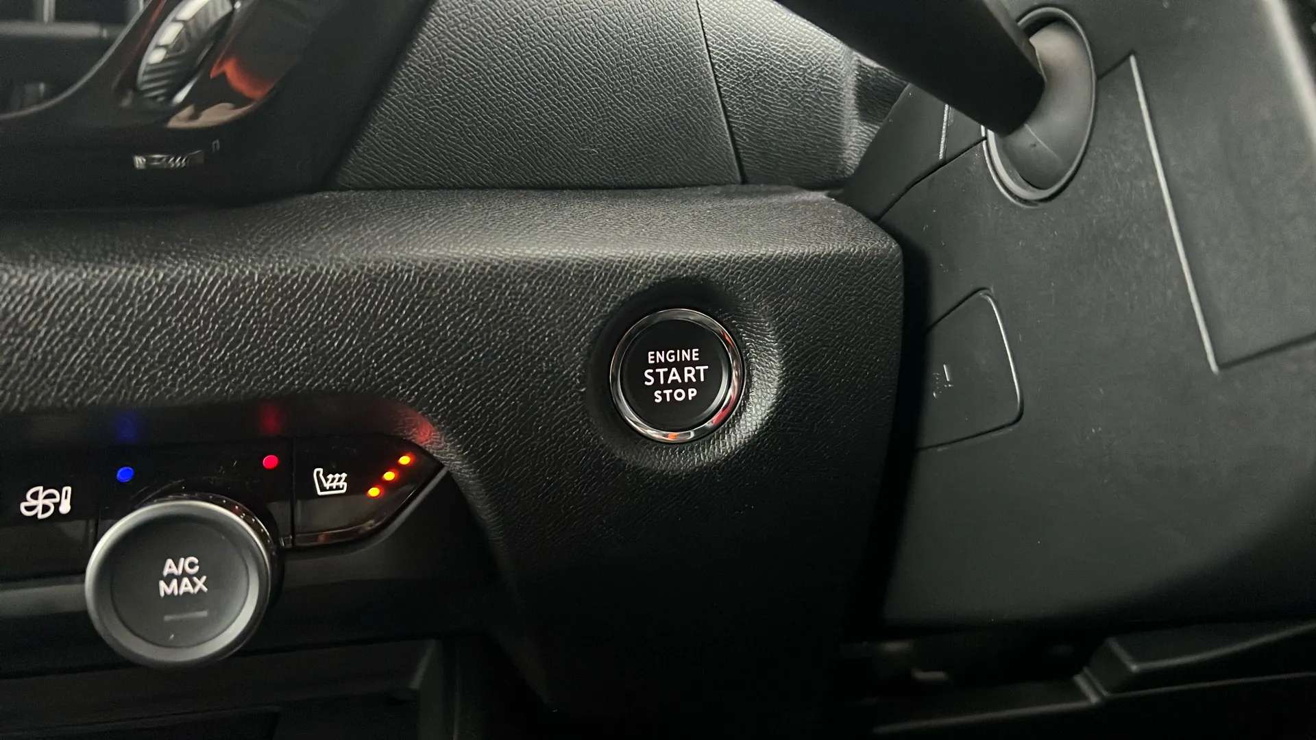 2023 CITROEN C4 2023 CITROEN C4