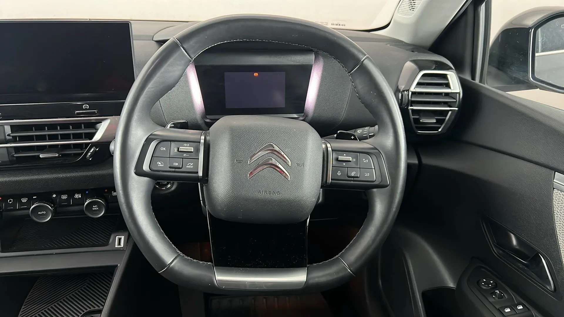 2023 CITROEN C4 2023 CITROEN C4
